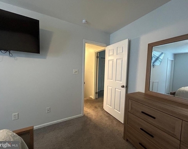 5059 E Woodmill Drive - Photo Thumbnail 16