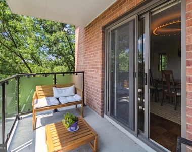 4201 Cathedral Avenue Nw - Photo Thumbnail 19