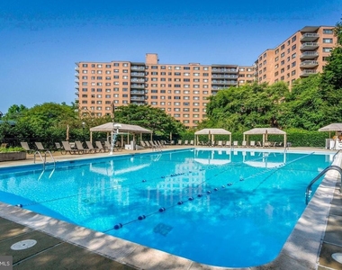 4201 Cathedral Avenue Nw - Photo Thumbnail 23