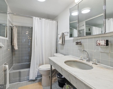 4201 Cathedral Avenue Nw - Photo Thumbnail 17