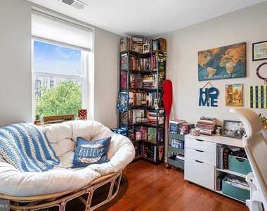 55 M Street Nw - Photo Thumbnail 2