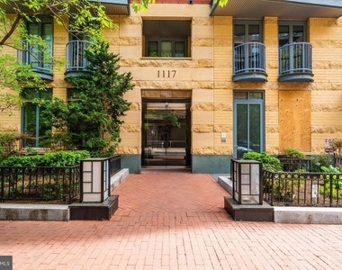 1117 10th Street Nw - Photo Thumbnail 1