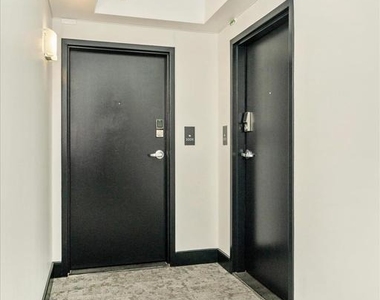 1117 10th Street Nw - Photo Thumbnail 2