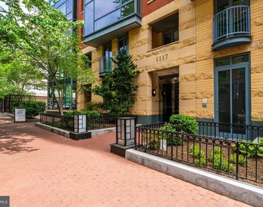1117 10th Street Nw - Photo Thumbnail 43