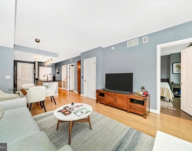 1117 10th Street Nw - Photo Thumbnail 18