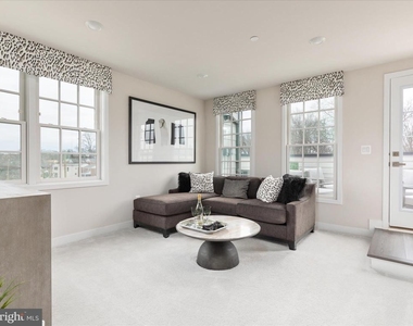 1341 Aspen Nw - Photo Thumbnail 9