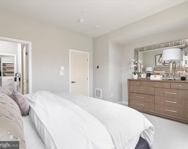 1341 Aspen Nw - Photo Thumbnail 16