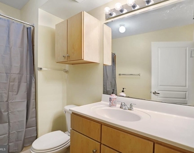 616 E Street Nw - Photo Thumbnail 4