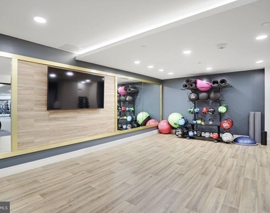 616 E Street Nw - Photo Thumbnail 15