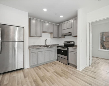 1642 16th Street Se - Photo Thumbnail 9