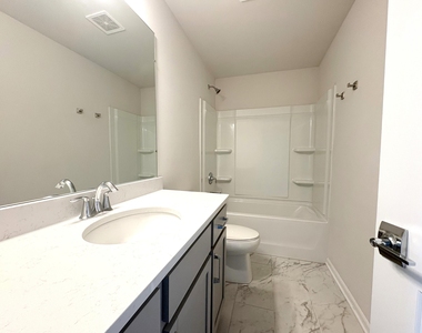 1206 Salt Springs Drive - Photo Thumbnail 10