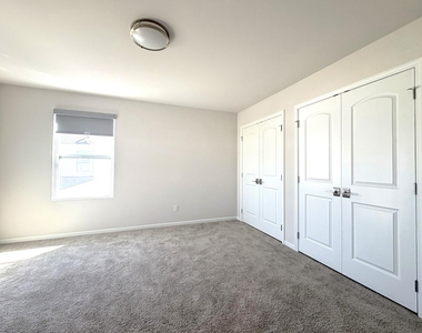 1206 Salt Springs Drive - Photo Thumbnail 7