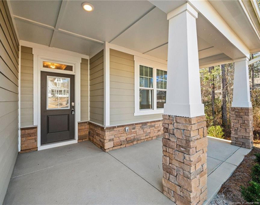 107 Glenwood Court - Photo Thumbnail 4