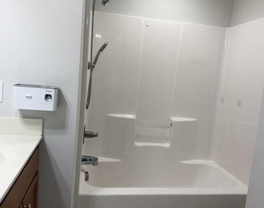 221 Irving Way - Photo Thumbnail 4