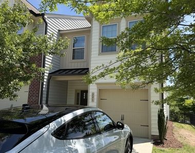 221 Irving Way - Photo Thumbnail 19
