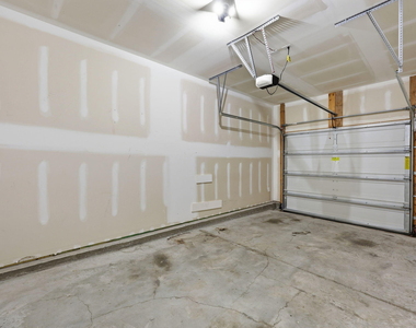 221 Irving Way - Photo Thumbnail 34