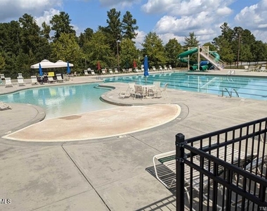 221 Irving Way - Photo Thumbnail 23