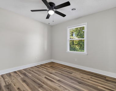 137 Grange Street - Photo Thumbnail 15