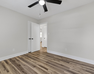 137 Grange Street - Photo Thumbnail 16