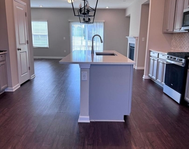 4226 Mahal Avenue - Photo Thumbnail 3