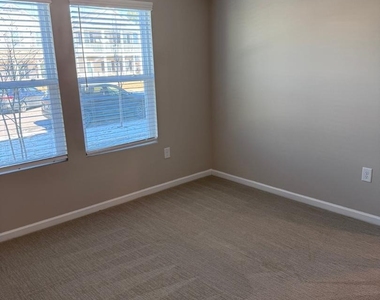 4226 Mahal Avenue - Photo Thumbnail 34