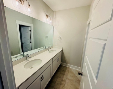 2116 Big Falls Drive - Photo Thumbnail 20