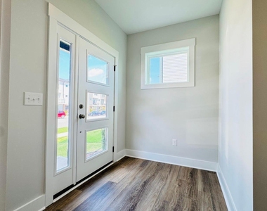 2116 Big Falls Drive - Photo Thumbnail 18
