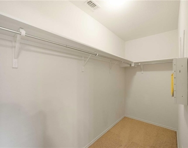 11012 Culzean Dr - Photo Thumbnail 19