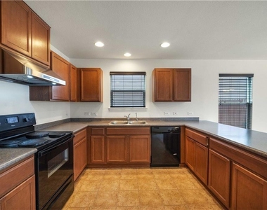 11012 Culzean Dr - Photo Thumbnail 10