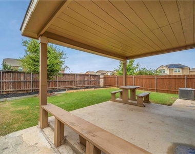 11012 Culzean Dr - Photo Thumbnail 25