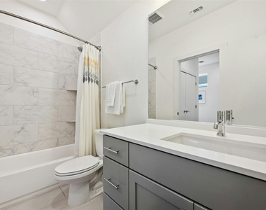 3115 Aldwyche Dr - Photo Thumbnail 18