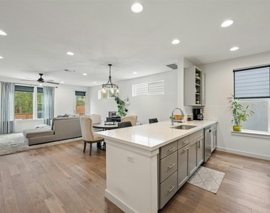 3115 Aldwyche Dr - Photo Thumbnail 9
