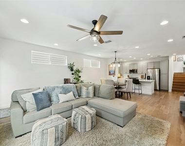 3115 Aldwyche Dr - Photo Thumbnail 4