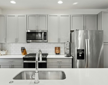 3115 Aldwyche Dr - Photo Thumbnail 7