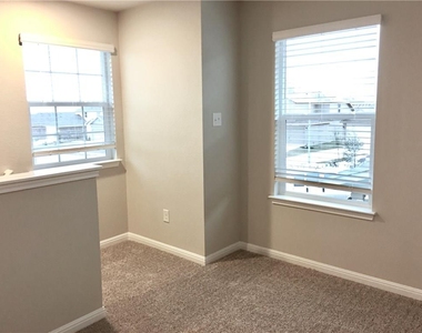 2969 Bridekirk Dr - Photo Thumbnail 28