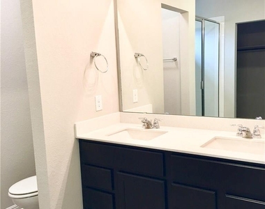 2969 Bridekirk Dr - Photo Thumbnail 15