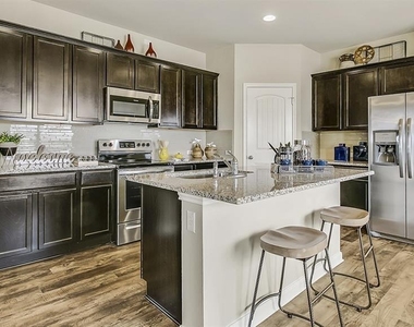 2969 Bridekirk Dr - Photo Thumbnail 13