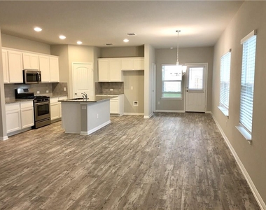 2969 Bridekirk Dr - Photo Thumbnail 7
