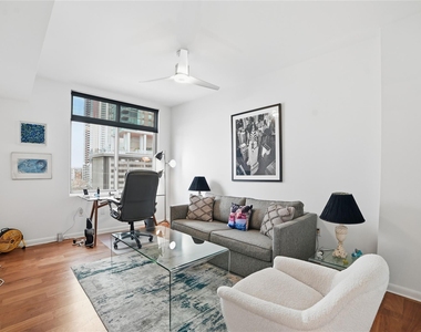 54 Rainey St - Photo Thumbnail 20