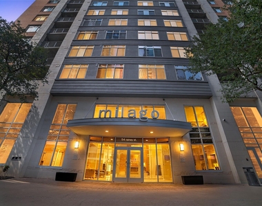 54 Rainey St - Photo Thumbnail 1