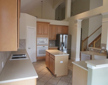 3908 Michael Neill Dr - Photo Thumbnail 7