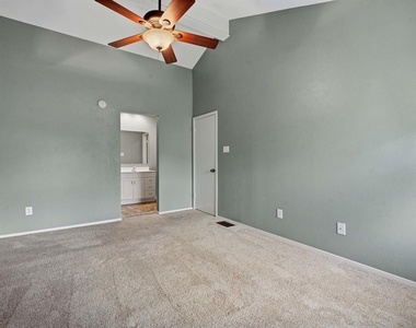 1748 Ohlen Rd - Photo Thumbnail 9