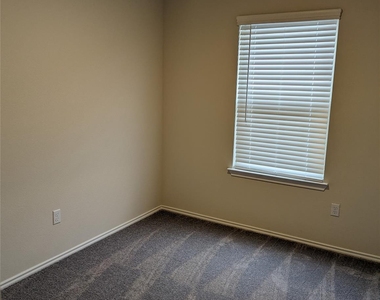 98 Pacific Loon St - Photo Thumbnail 23