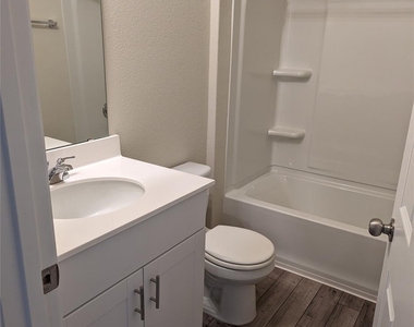 98 Pacific Loon St - Photo Thumbnail 9