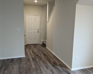 98 Pacific Loon St - Photo Thumbnail 6