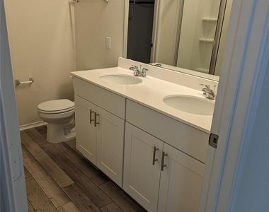 98 Pacific Loon St - Photo Thumbnail 14