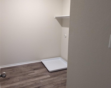 98 Pacific Loon St - Photo Thumbnail 20