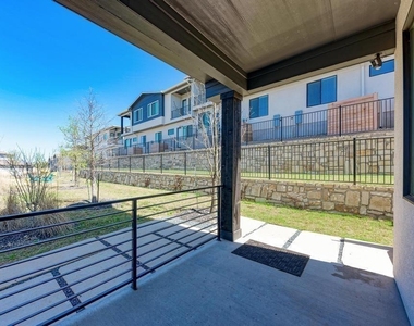 2050 Lohmans Spur Rd - Photo Thumbnail 2