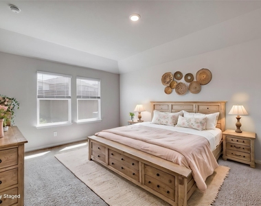 109 Bethpage Dr - Photo Thumbnail 15