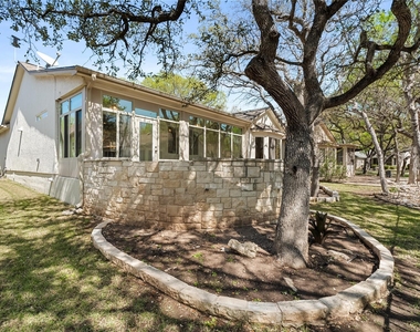 103 Harness Ln - Photo Thumbnail 31